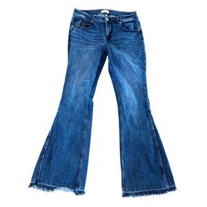 Shyanne Flare Denim Jeans Womens 31W x 34L Dark Wash High Rise Distressed Hem